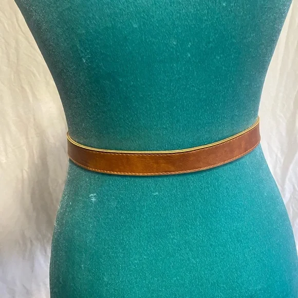 Levi’s vintage leather belt 2-4 - Picture 3 of 3